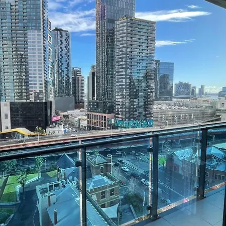 Modern 3 Bedroom Apartment In Southbank Melbourne Exterior photo